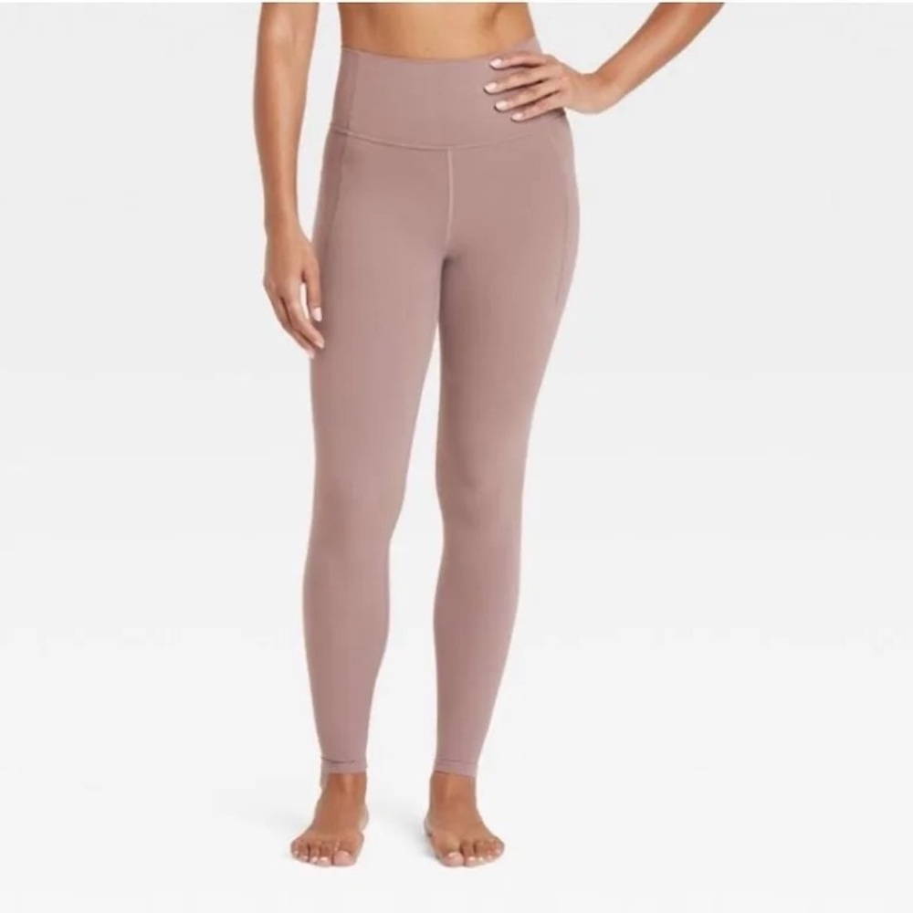 P117 NWT All in Motion Women's Everyday Soft Ultra High-Rise Pocket Leggings, XS